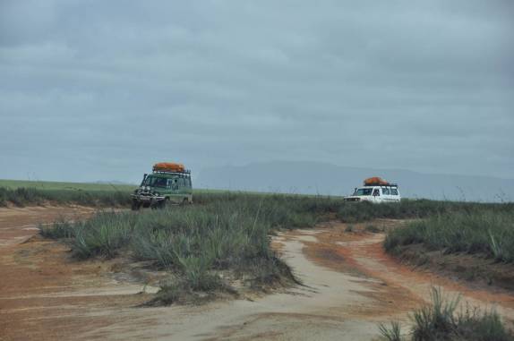 Tours vindos de Santa Elena  se dirigem ao Salto Aponwao, na Grand Sabana, na Venezuela